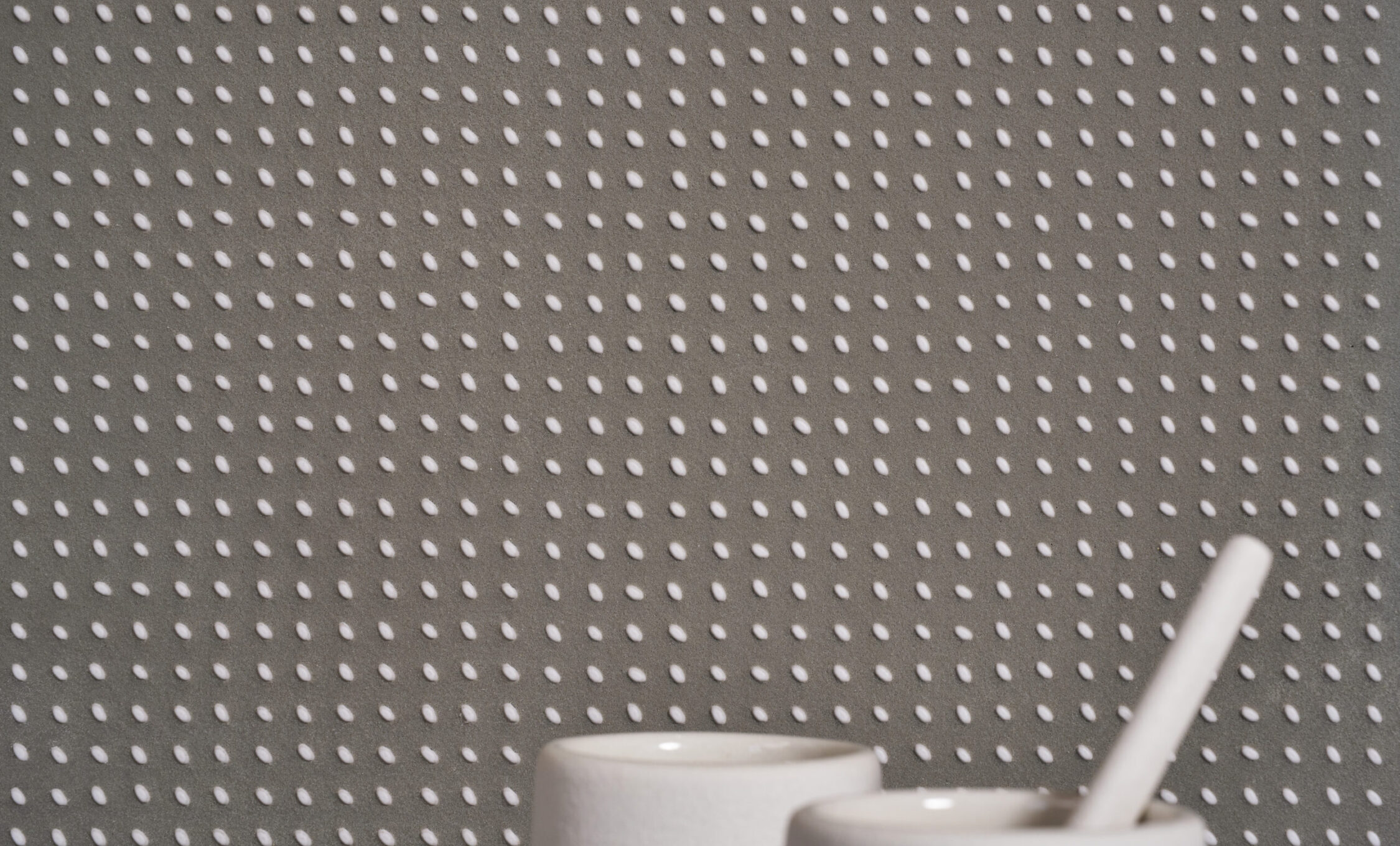 04_OpificioCeramico_Pure White_Mapei_CementGrey